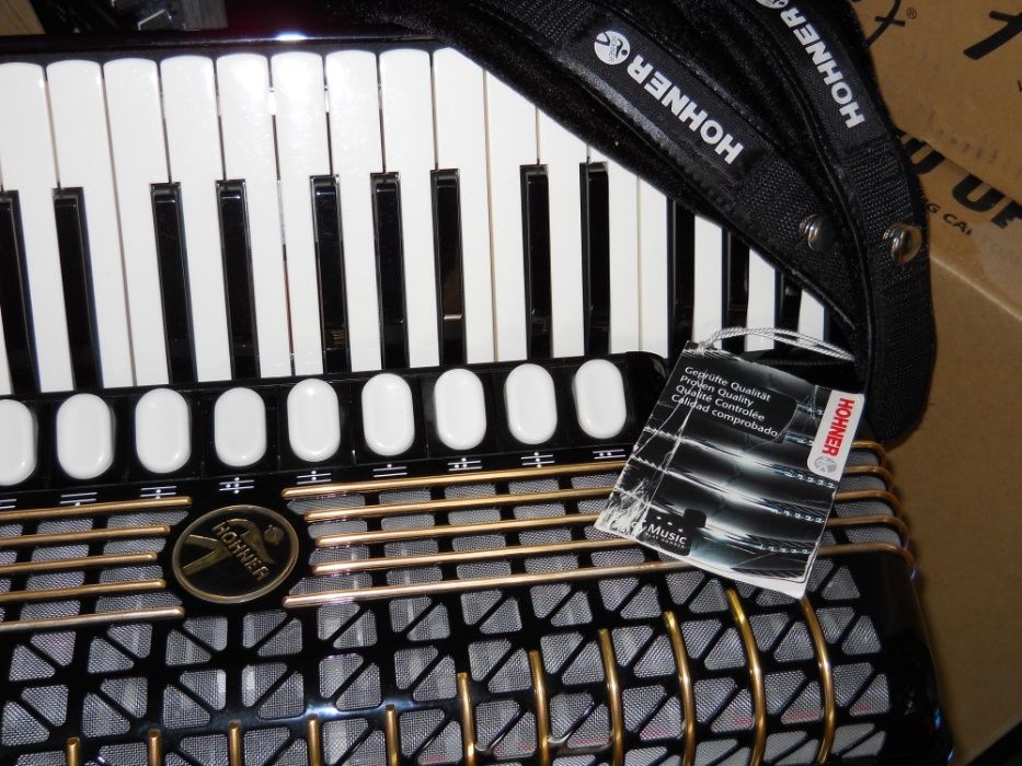 Acordeon Hohner Atlantic IV120