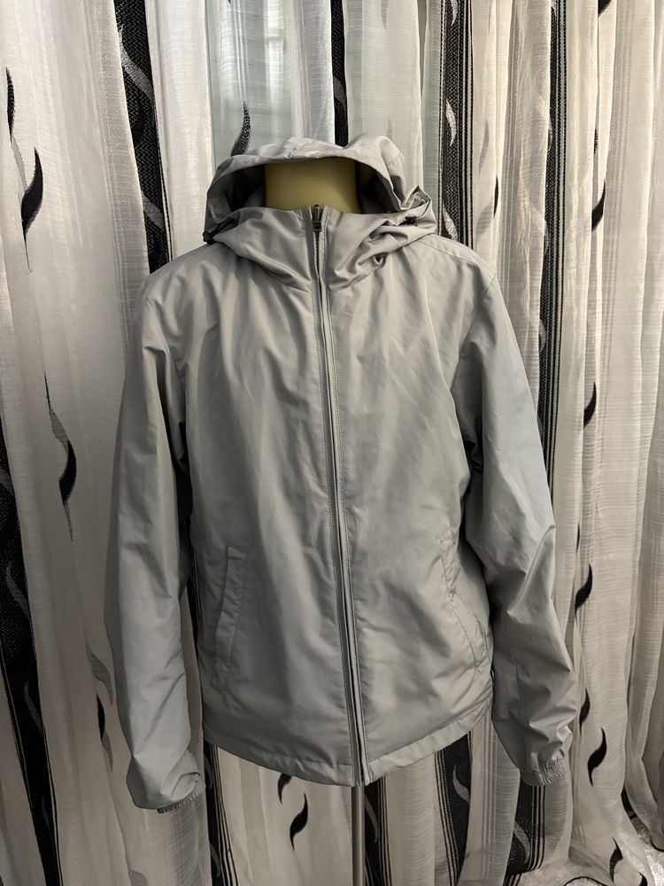 Uniqlo якета.