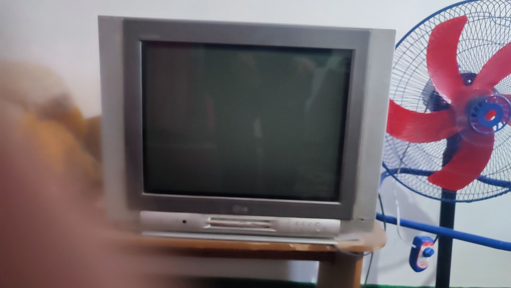LG телевизорла сотилади