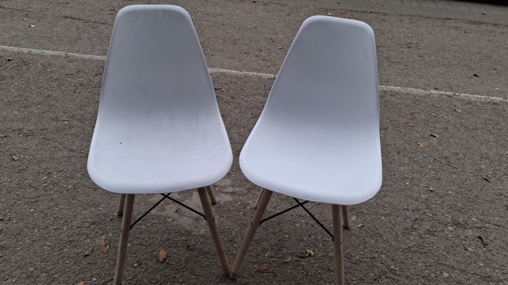 Продам стуля пластмасовые