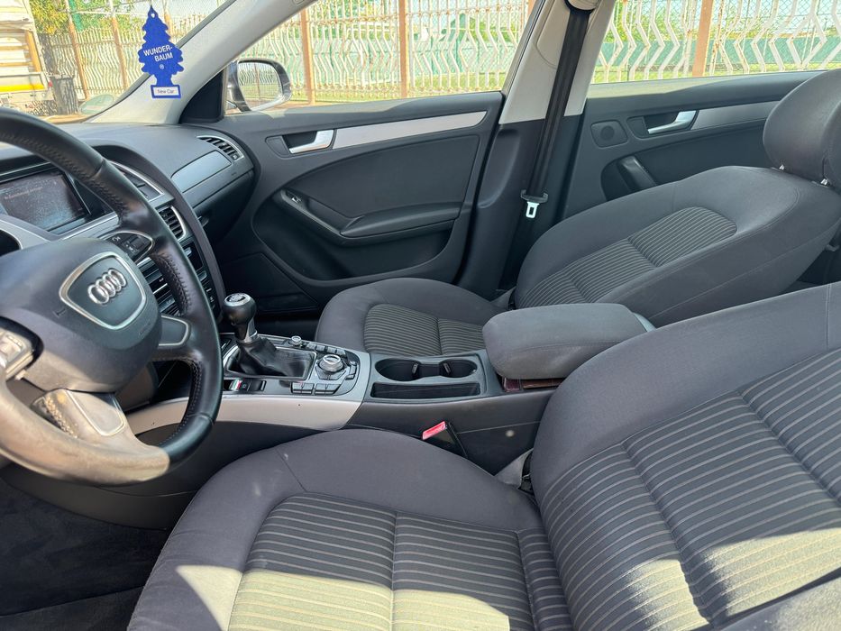 Audi A4 2.0 TDI Bi-xenon/Navigatie