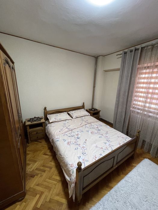 De inchiriat apartament cu 2 camere in Drăgășani