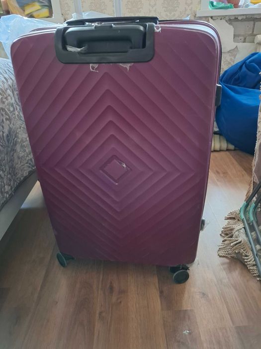 Чемодан большой полипропилен размер L