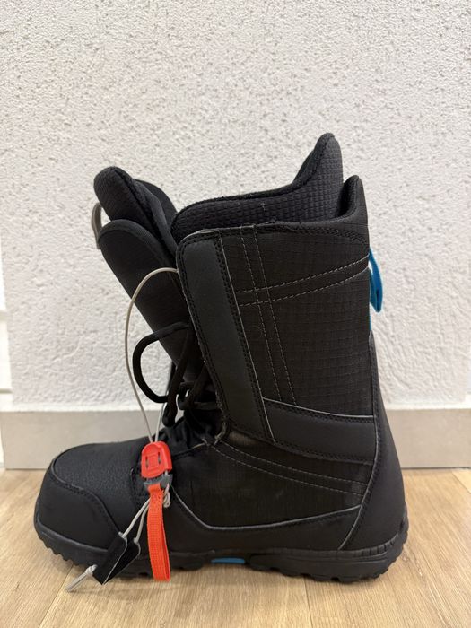 Boots Burton Invader 43/44