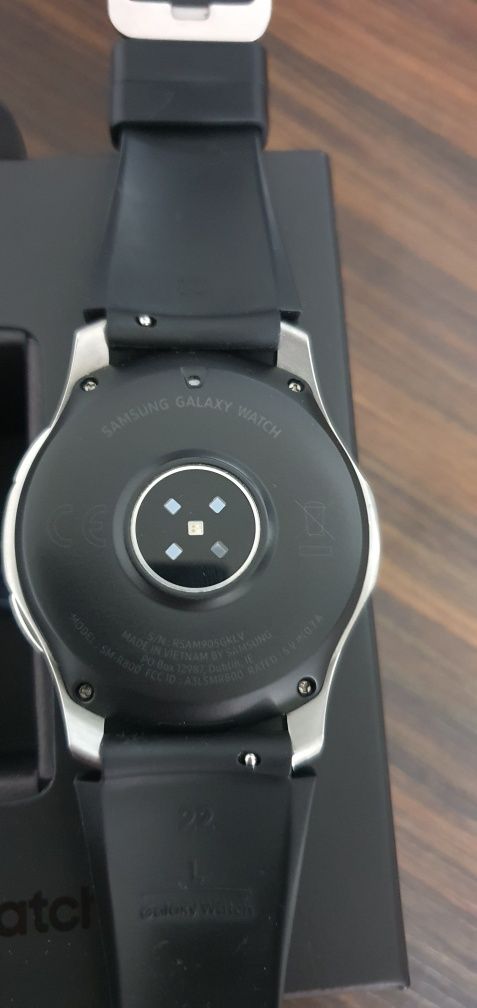 Samsung Galaxy watch 46mm silver