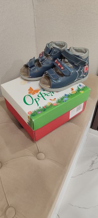 Продам детскую ортопедическую обувь