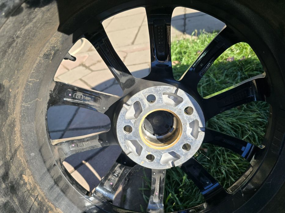 Set jante aliaj Oxxo R17 5x112 + anvelope iarnă Continental225/55 2023