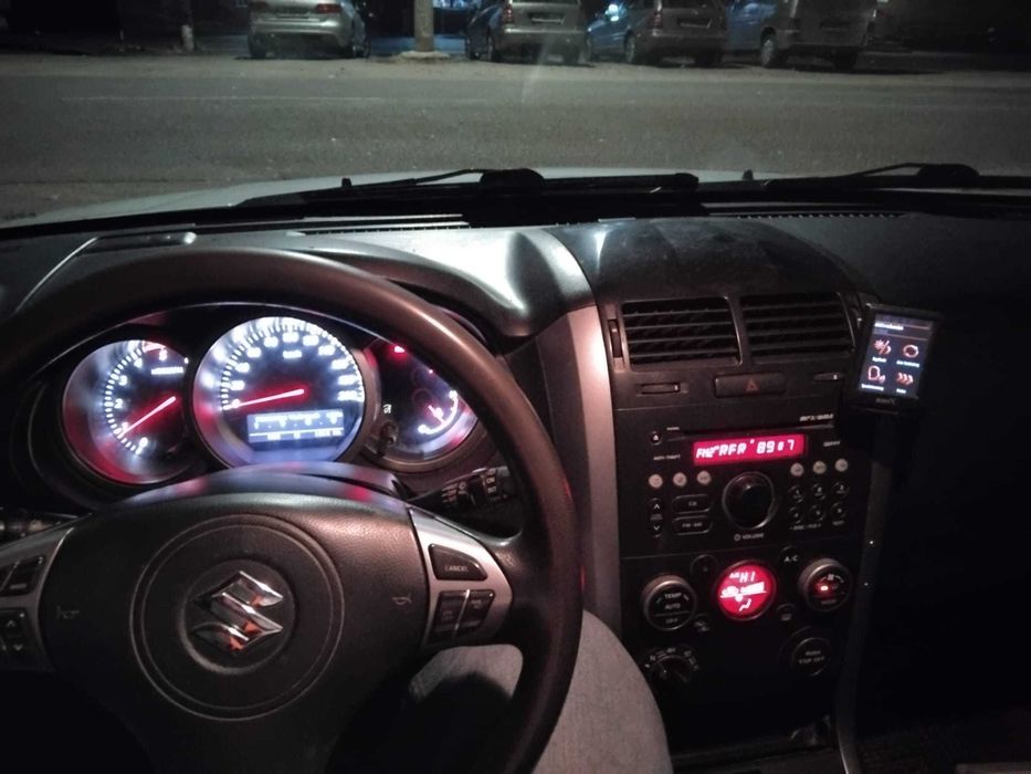 Suzuki Grand Vitara 1.9 diesel 4x4 klima an 2010 recent adusa