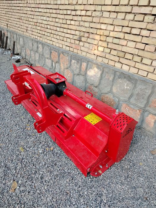 Mulcher 2.40 m sotiladi