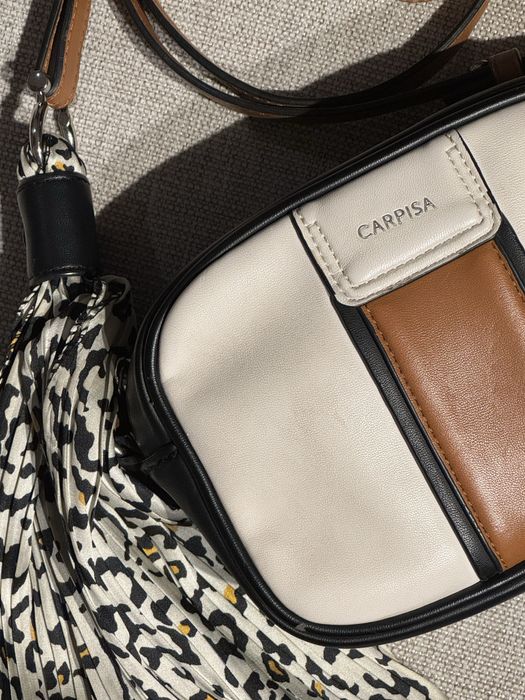 Многоцветна чанта с шал