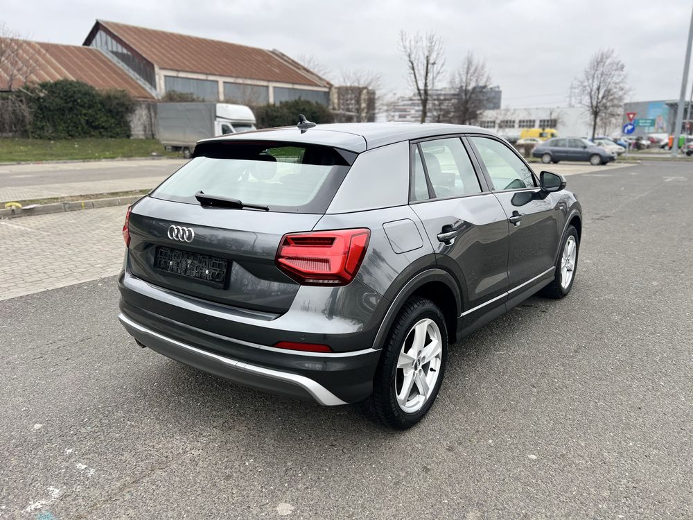 Audi Q2 mtor 1.6 /116 cp / cutie automata