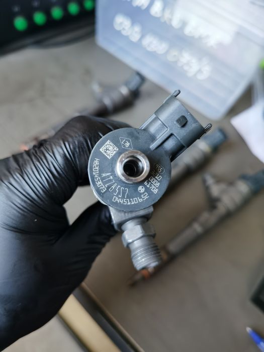 Injector injectoare Renault 1.5dci euro 6 cod 0445110652