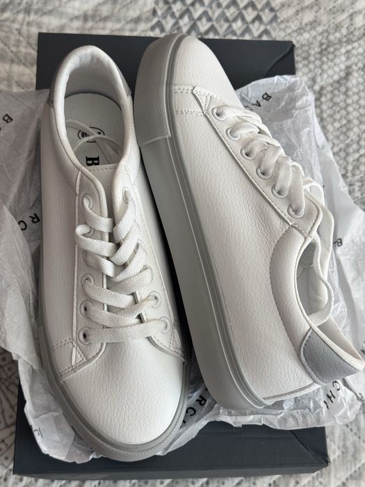 Кроссовки женские размер 37