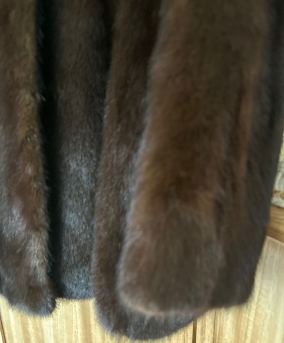 Haina dama din blana naturala nutrie