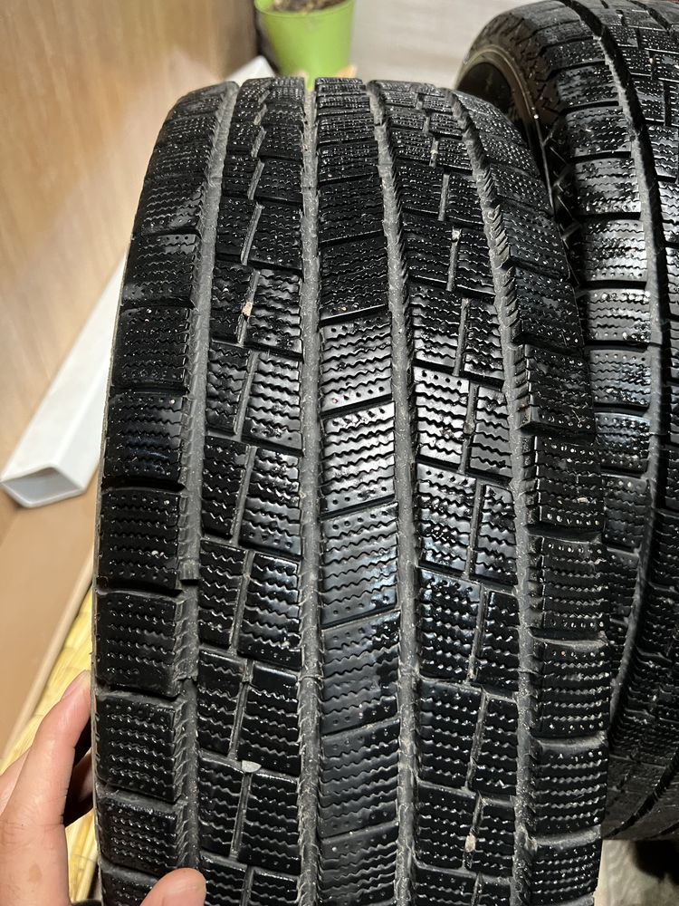 Продам 205/70 R15 зимнаяя резина / 4 штука