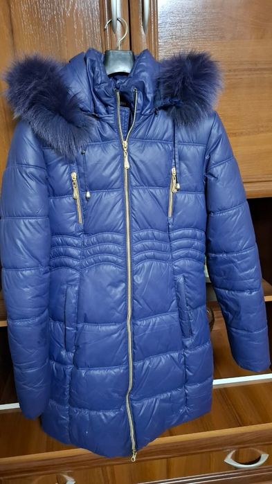 Зимняя теплая куртка