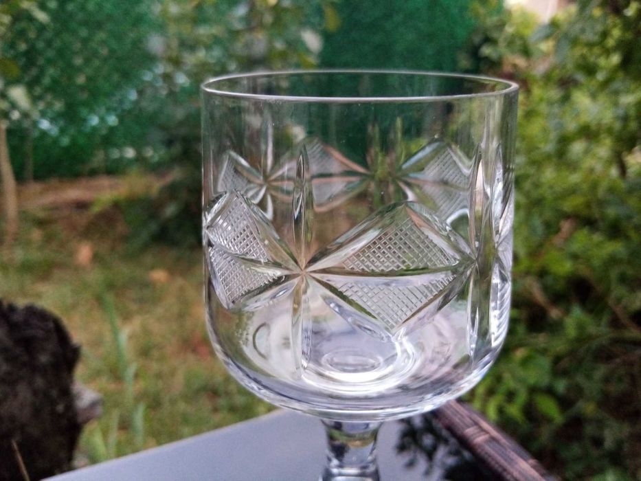 * Моника ромб * - кристален сервиз за ви.но !