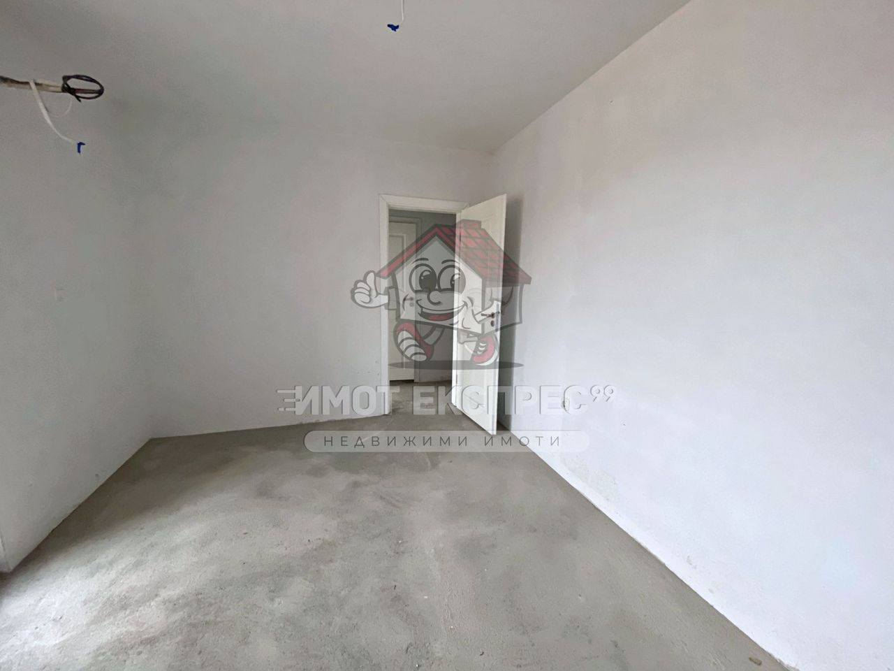 Продава се Тристаен апартамент в Асеновград - 106 кв.м за 1793 €/кв.м - Снимка #15