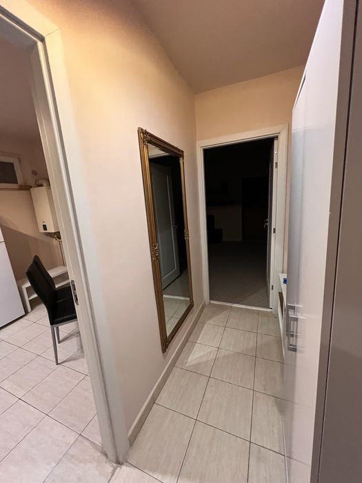 Închiriez apartament 2 camere centru