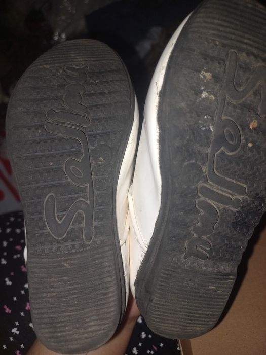 Продаётся детская обувь