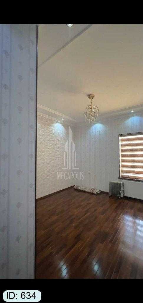 Goluboy ekran 22 maktab tomonda 6 xonali kvartira sotiladi  №634