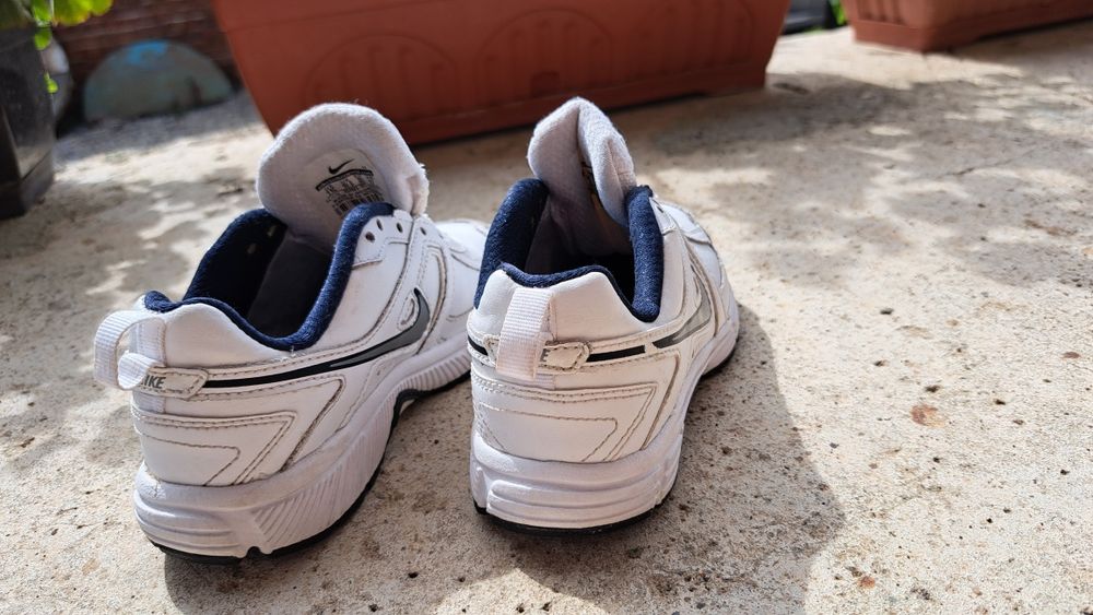 Оригинални детски маратонки Nike