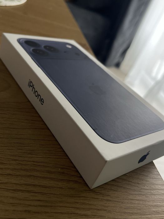 Iphone 17 pro max 512GB DEEP BLUE