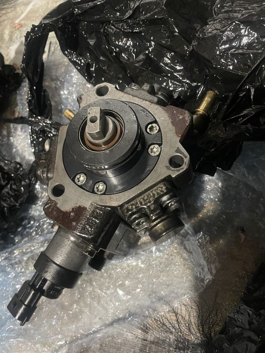 Vând pompă înaltă presiune