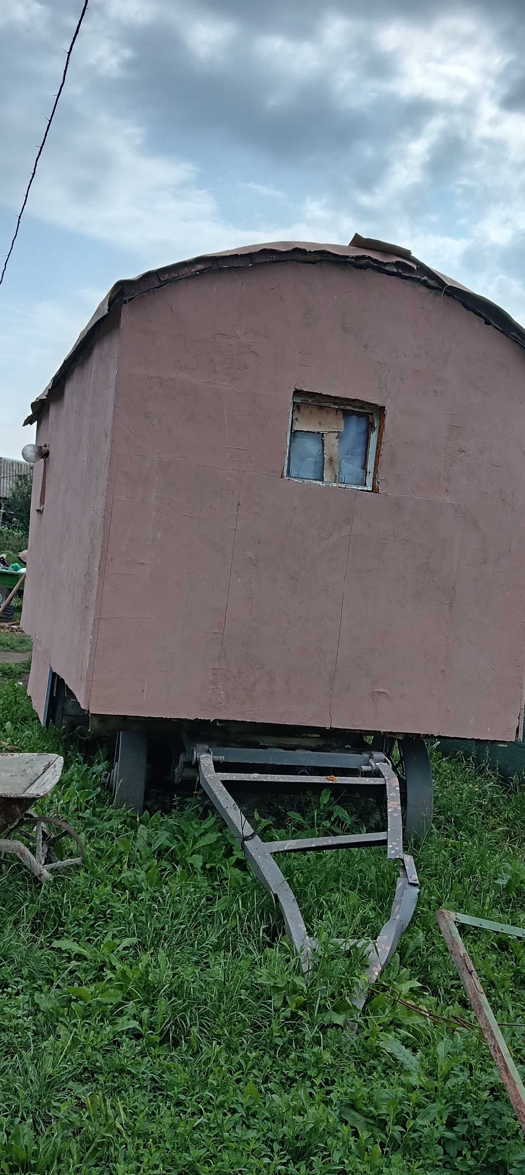Продавам фаргон във добро със тоя ние