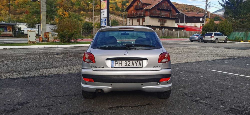 Peugeot 206 + / 1,4 HDI