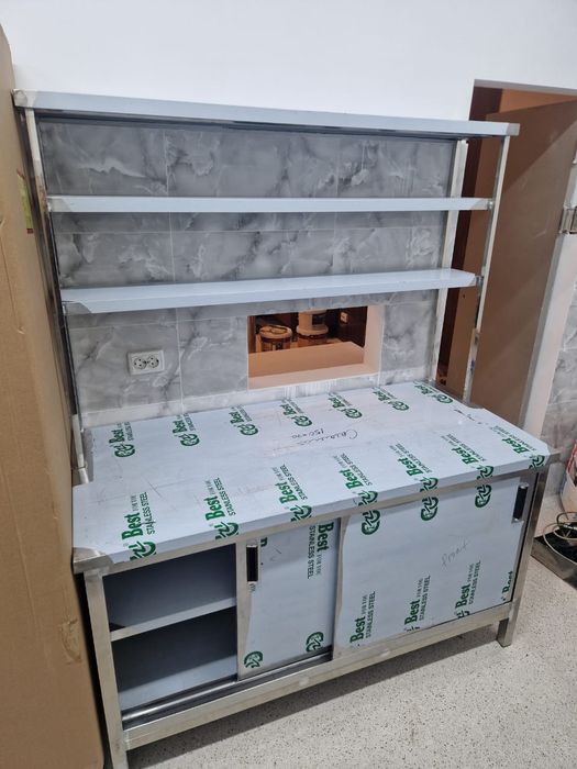 Настенные полки мойки с рабочей зоной стеллаж стол