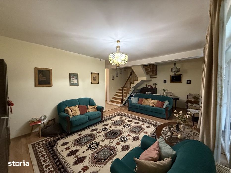 Triplex, 4 camere, 230mp utili, 335mp teren, mobilat - Dumbravita