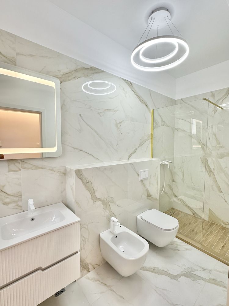Proprietar vand apartament 90 mp, terase 30 mp, nou, ultrafinisat