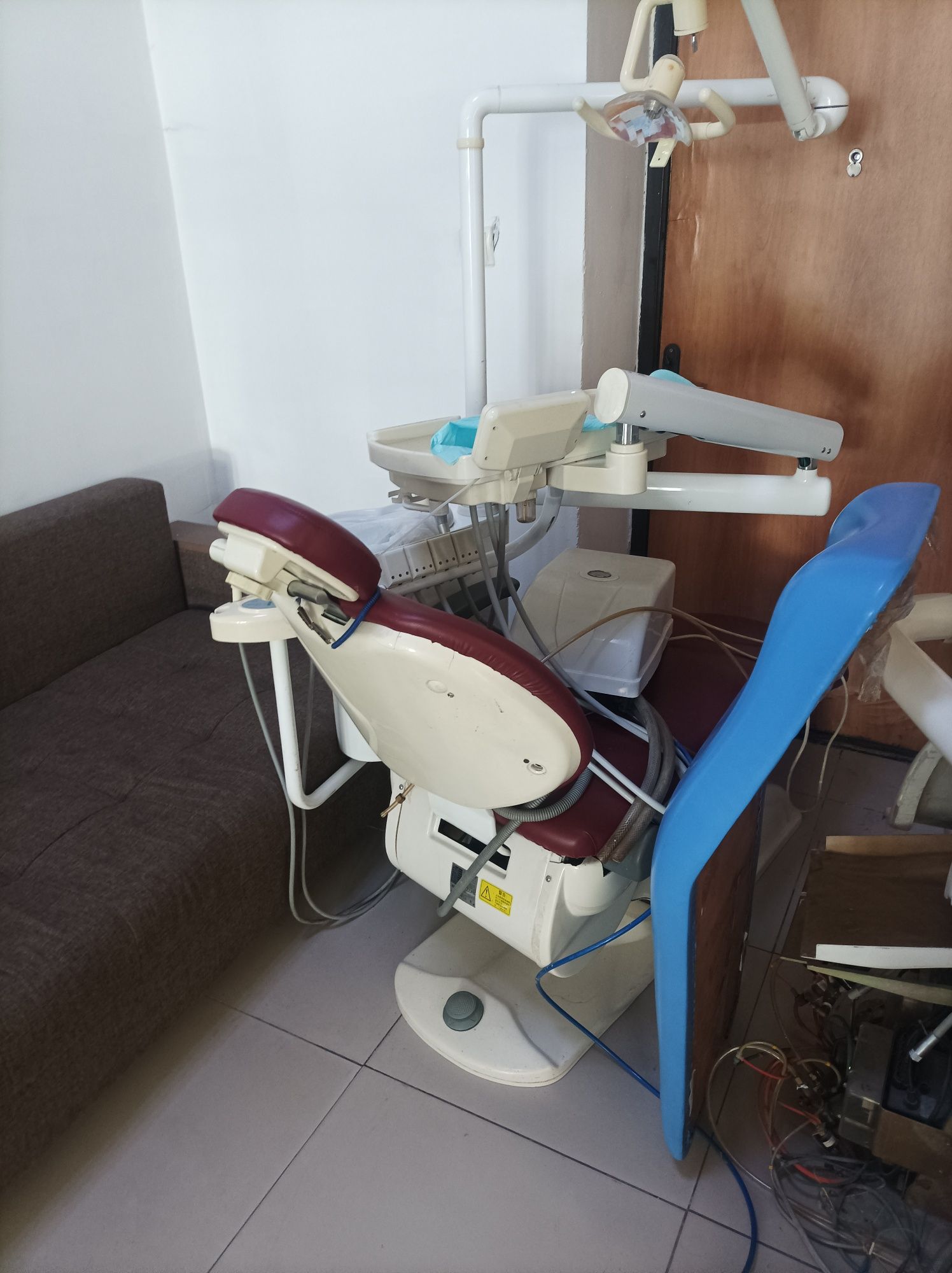 Продам стоматологические кресла