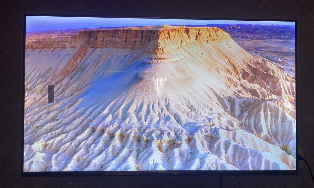 Televizor. MOONX SMART TV 43FHD.