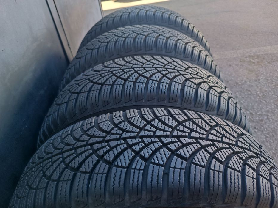 185/60/15 Goodyear