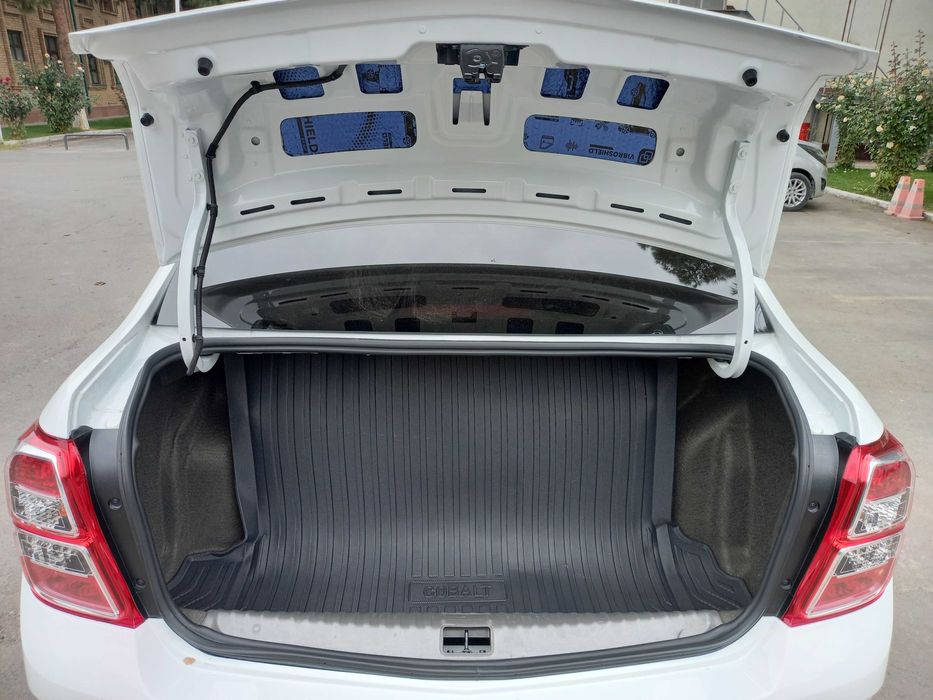 Kobalt 2025-yil Style Plus At oq rang kraska tozza ABS,metan,shumka