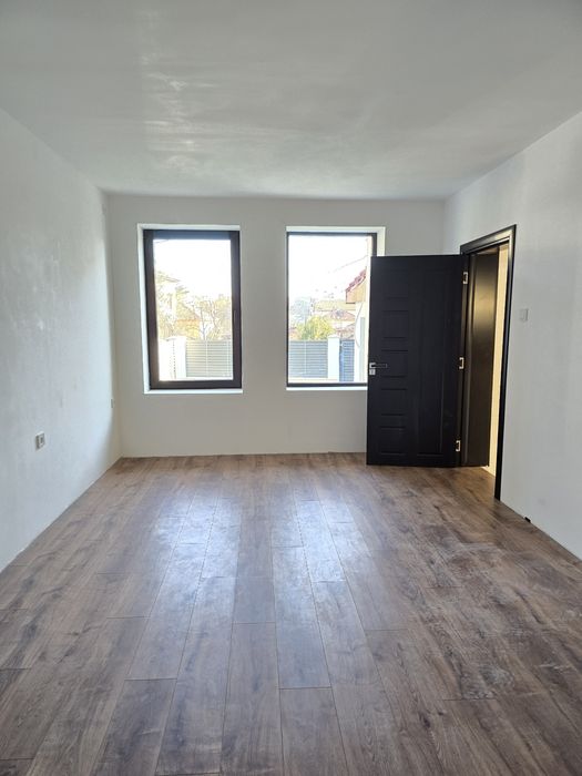 Продава се Къща в Горна Оряховица - 100 кв.м за 1350 €/кв.м - Снимка #5