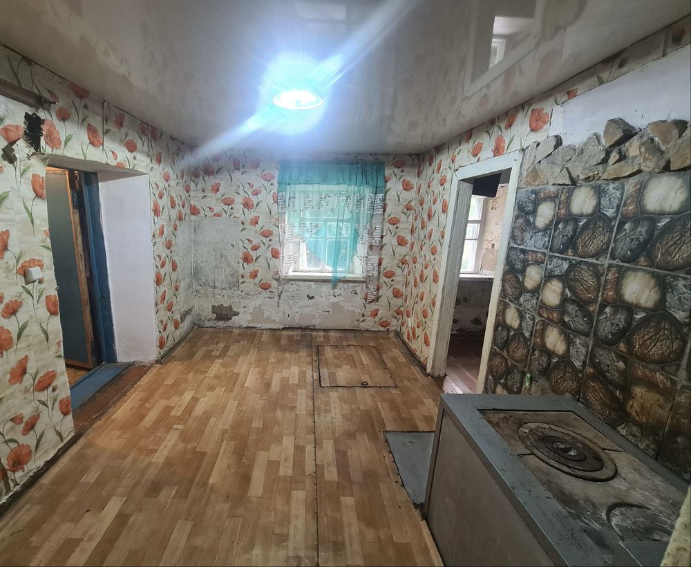 Срочно! Продам дом, рядом лес. Недорого.