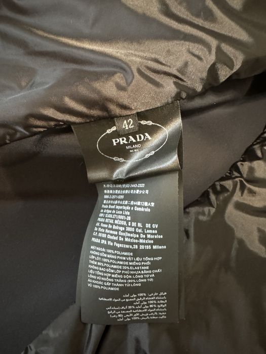 Geaca prada originala