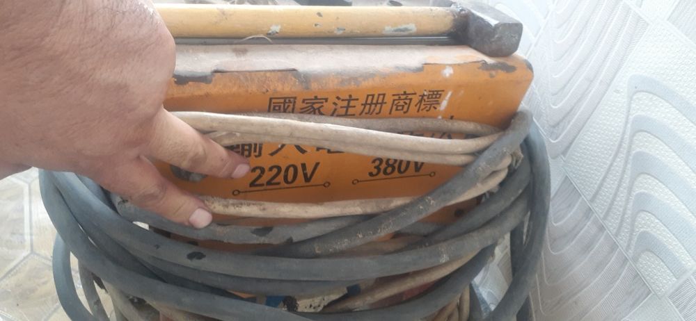 Электросварка продам