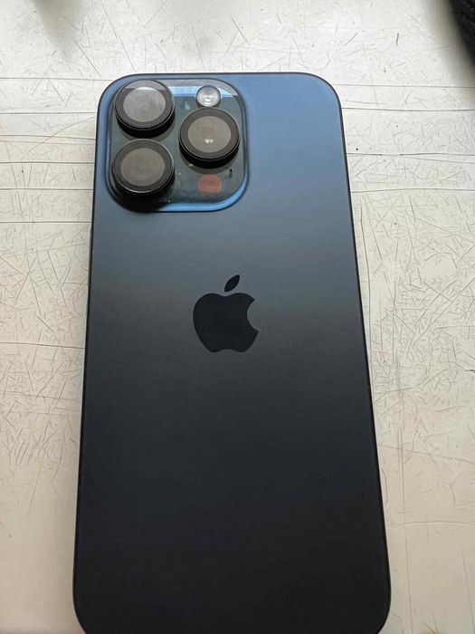 Vand iPhone 15 pro