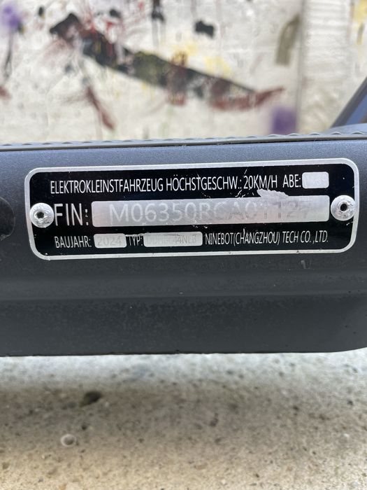 Vînd Xiaomi 4 Pro Plus.