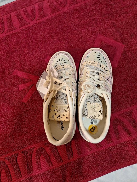 Чисто нови дамски маратонки Adidas Forum 84 LOW CL