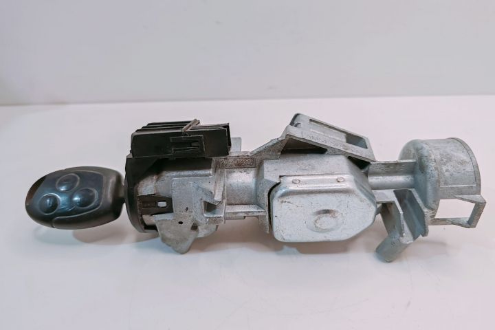 Contact de Pornire  cu Cheie 3M513F880AD Ford Focus a 2-a generatie (