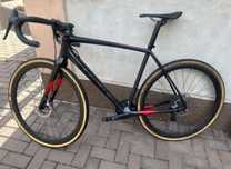 Bicicleta gravel electrica Trek Boone 7 carbon
