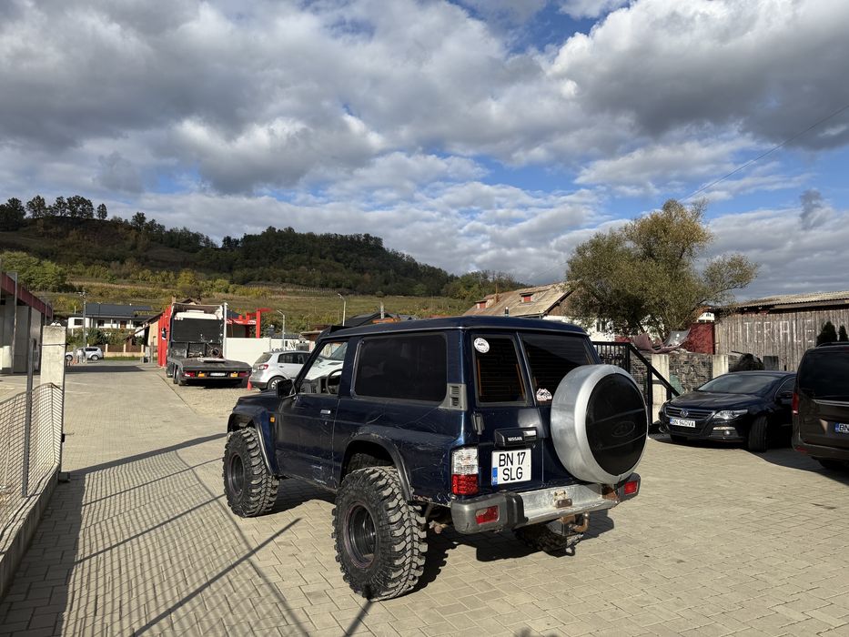 Nissan Patrol y60 90 anvelope off road