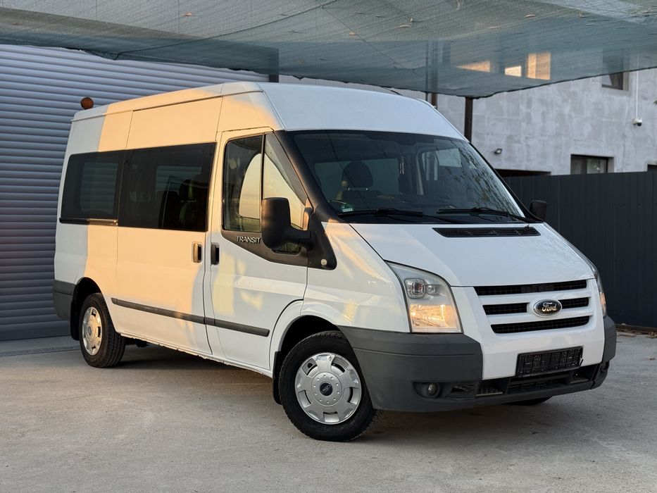 Ford Transit 2.2 TDCI 9 Locuri 2011 8+1 9 locuri