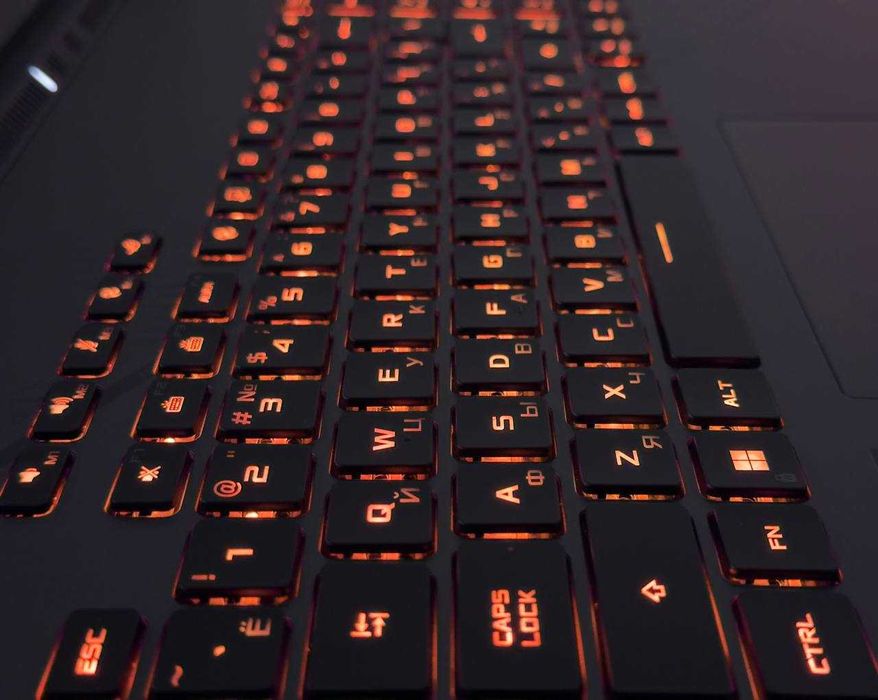 Asus ROG Strix G18 - G814J (i9-14900HX/RTX4060)