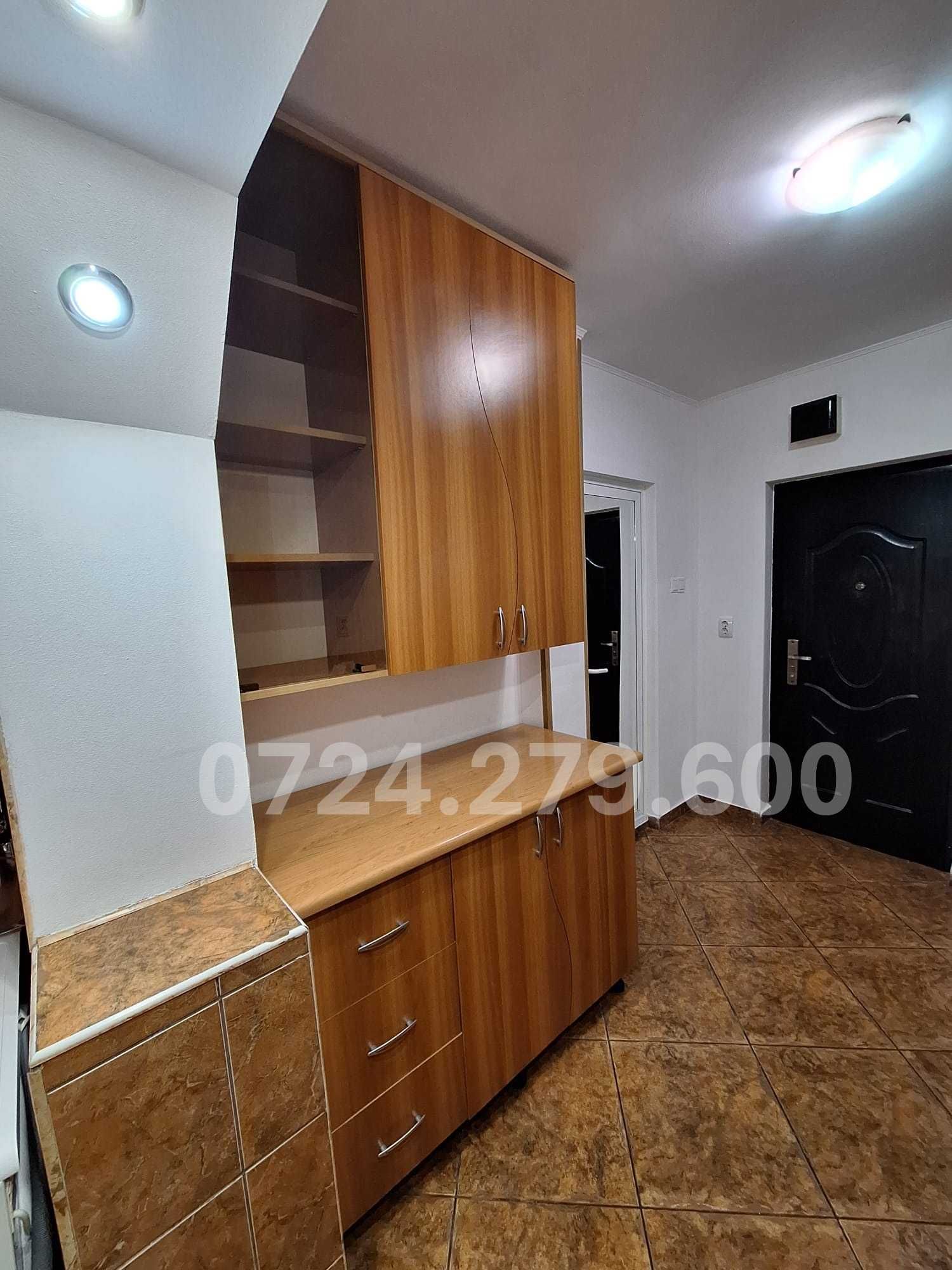 Apartament 2 camere, decomandat, zona Neptun